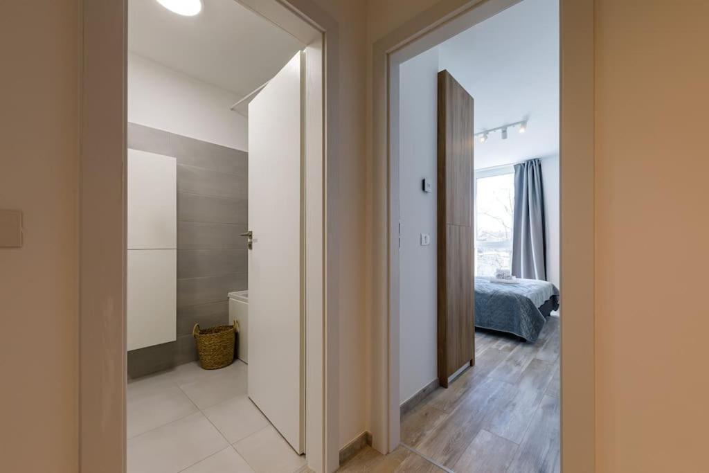 Luxury Apt. Near River & Parking Temesvár Kültér fotó